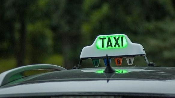 Taxi