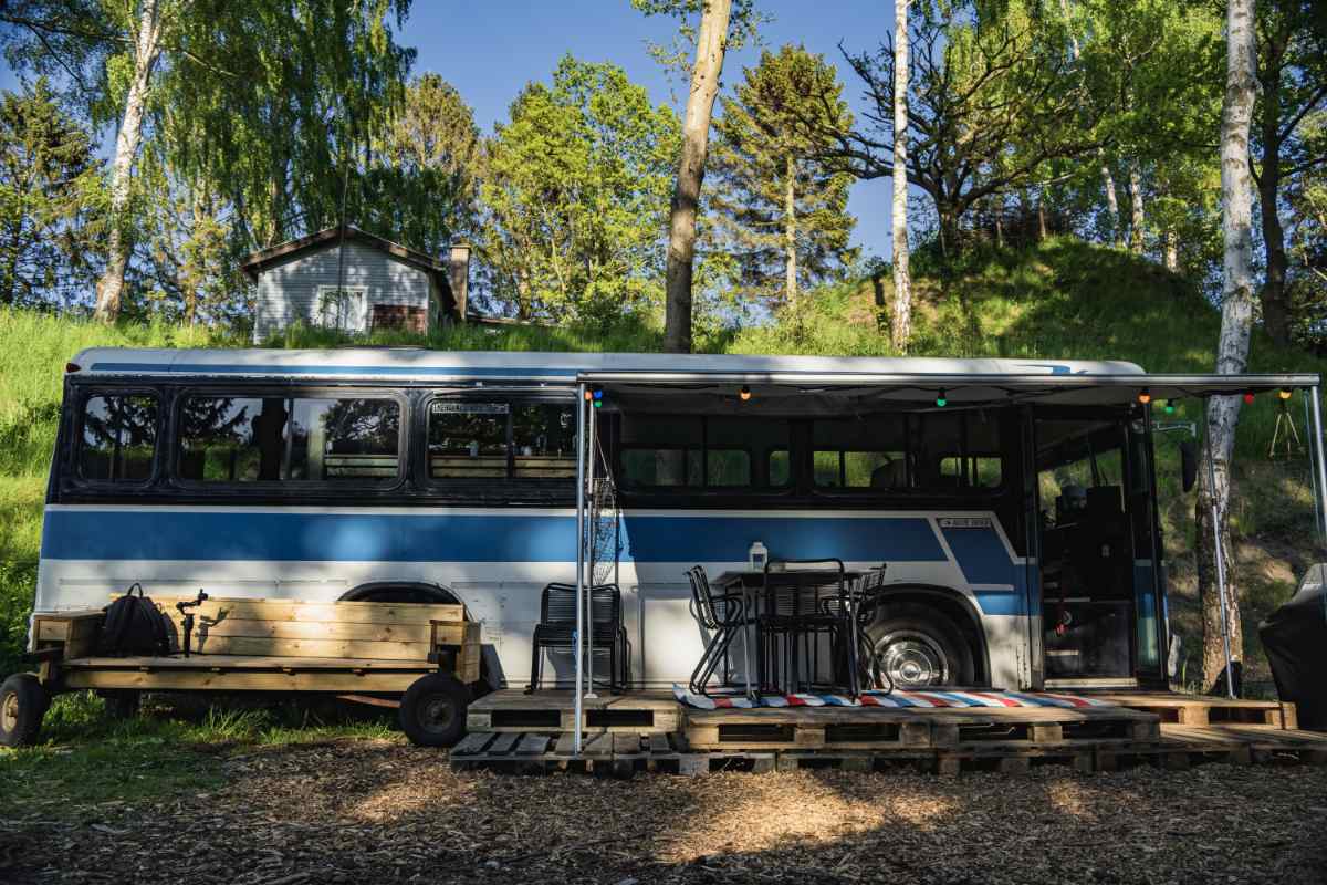 Glampingbus. Sov godt og med godt stil