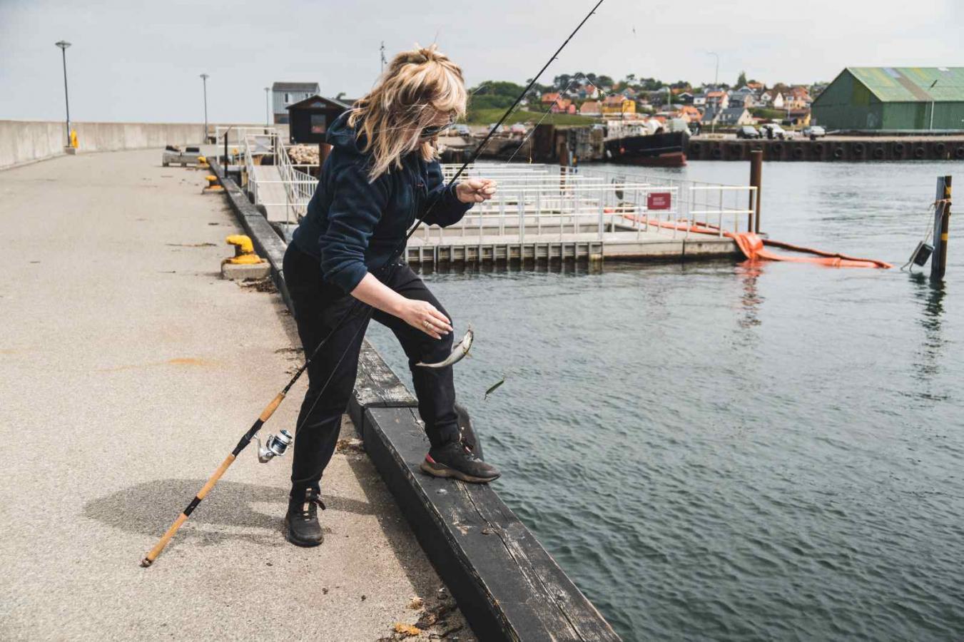 På plads på Hundested havn. Så er det bare om fiskene vil lege med?