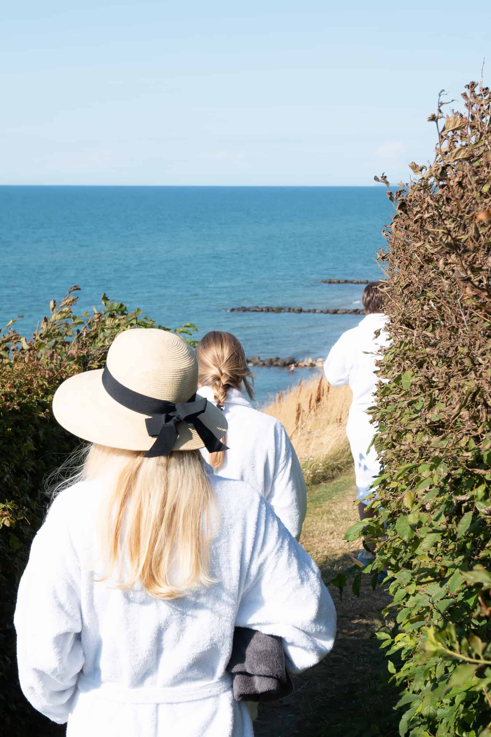 En tur til stranden ved Helenekilde Badehotel i Tisvildeleje