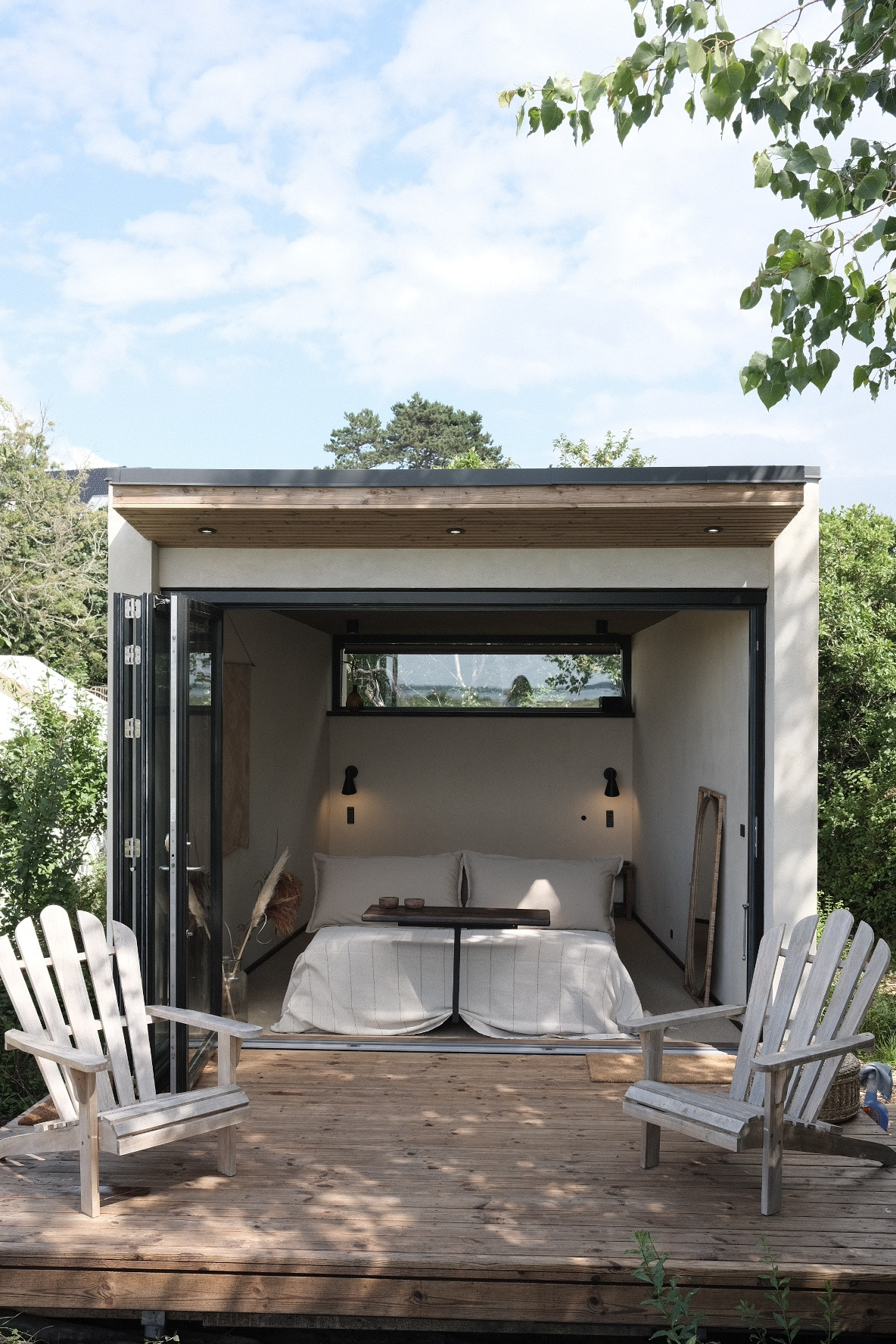 Lynæs Surfcenter  Overnat i bungalows hele året