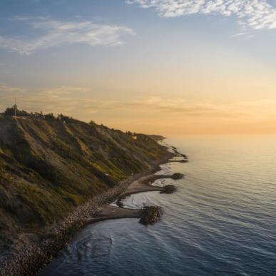 Vejby Strand set fra vandsiden af